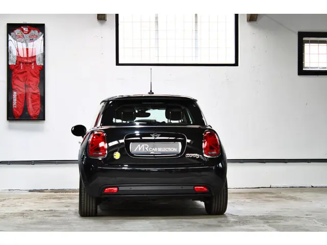 MINI Electric Mini Classic 33 kWh 2022 Elektrisch 9
