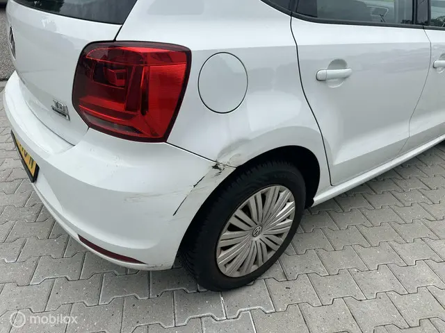 Volkswagen Polo 1.4 TDI Comfortline 2016 Diesel 2