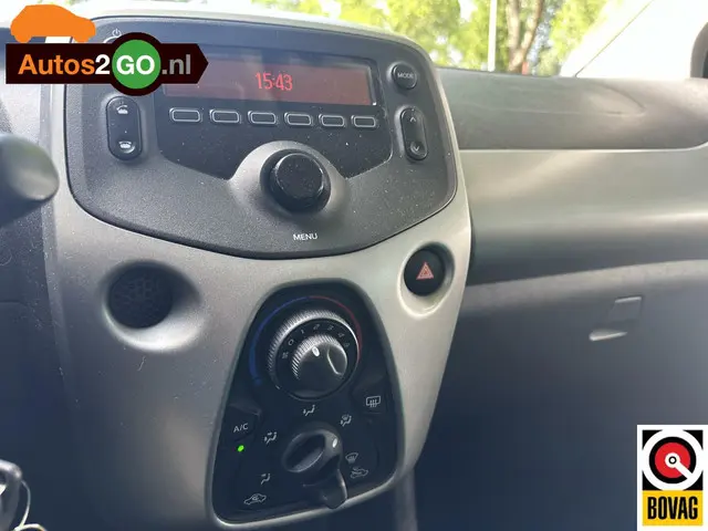 Peugeot 108 1.0 e-VTi Active 2015 Benzine 5