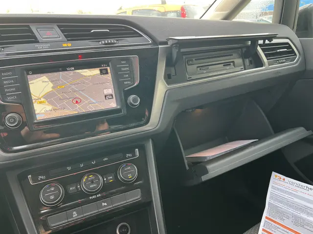 Volkswagen Touran 1.6 TDI SCR Highline 7p 2016 Diesel 5