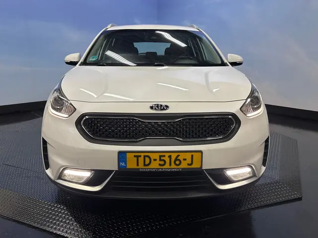 Kia Niro 1.6 GDi Hybrid DynamicLine 2018 Hybride Benzine 8