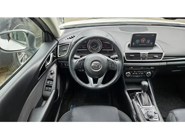 Mazda 3 2.0 SkyActiv-G 120 Center-Line 2016 Benzine 12