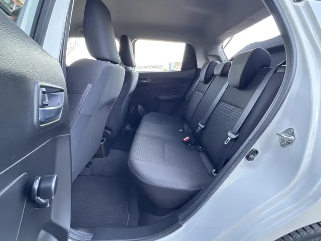 Suzuki Swift 1.2 Comfort Smart Hybrid 2023 Benzine 18