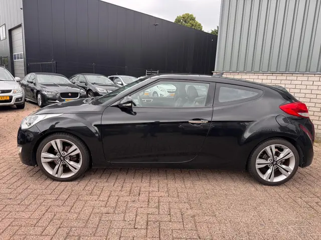 Hyundai Veloster 1.6 GDI i-Catcher 2012 Benzine 2