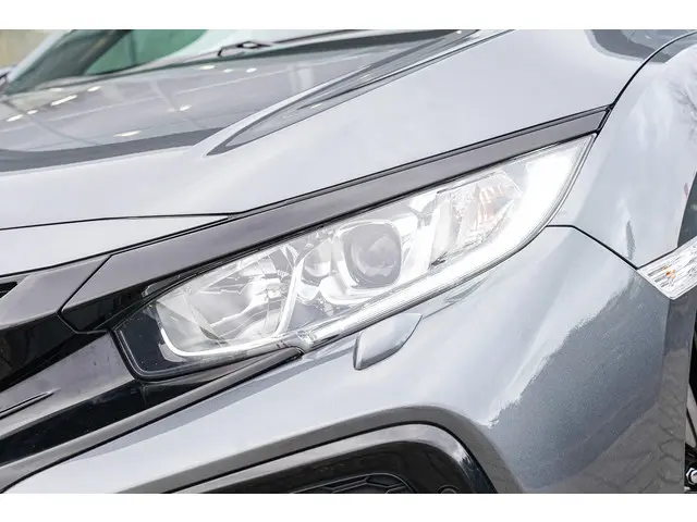 Honda Civic 1.0i VTEC ELEGANCE TURBO 2017 Benzine 28