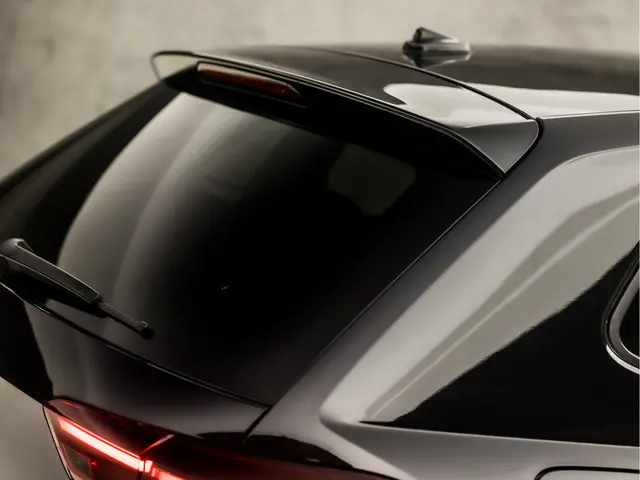 Volkswagen Polo 1.0 TSI Sportline 2023 Benzine 33