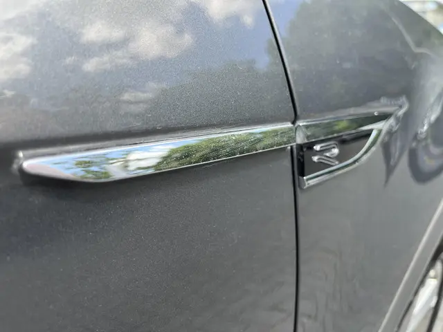 Volkswagen T-Roc 1.5 TSi DSG R-Line (2X) 2022 Benzine 22