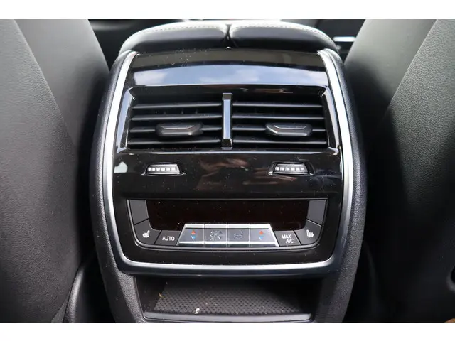 BMW X5 xDrive50e 2023 Hybride Benzine 18