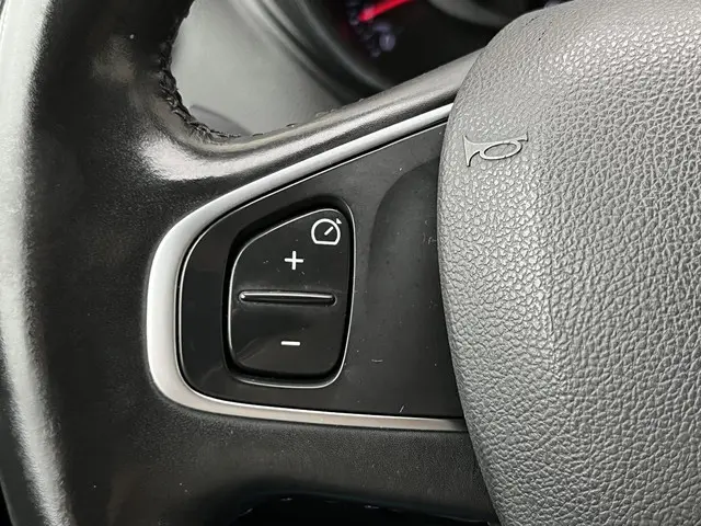 Renault Captur 1.2 TCe Intens 2018 Benzine 25