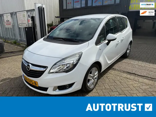 Opel Meriva 1.4 Cosmo 2015 Benzine
