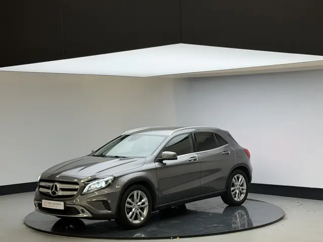 Mercedes-Benz GLA 200 Ambition 2014 Benzine 16