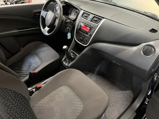 Suzuki Celerio 1.0 Exclusive Airco Blutooth 2015 Benzine 17