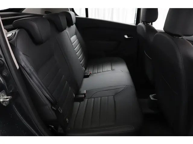 Dacia Sandero Stepway TCe 90 SL Stepway 2018 Benzine 12