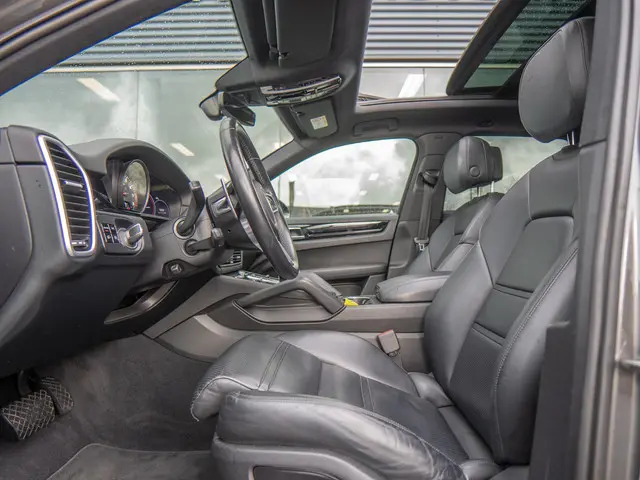 Porsche Cayenne 3.0 2020 Benzine 19