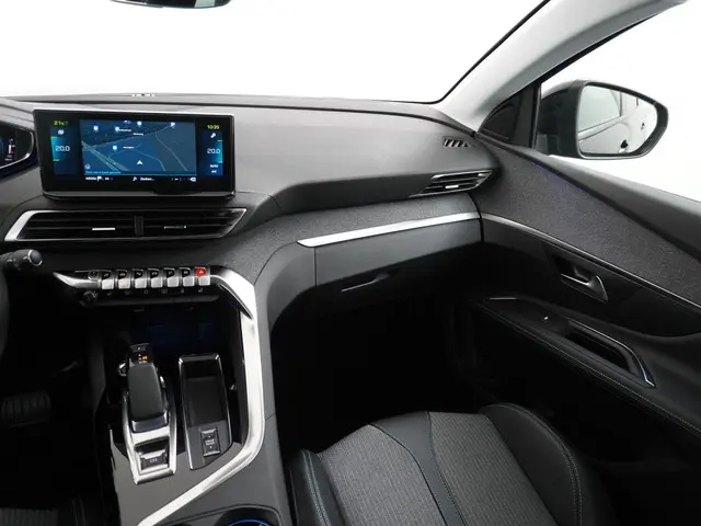 Peugeot 3008 1.6 HYbrid 225 Allure 2022 Hybride Benzine 25