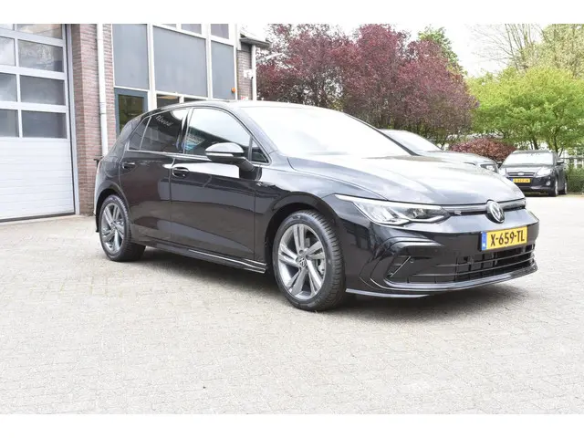 Volkswagen Golf 2