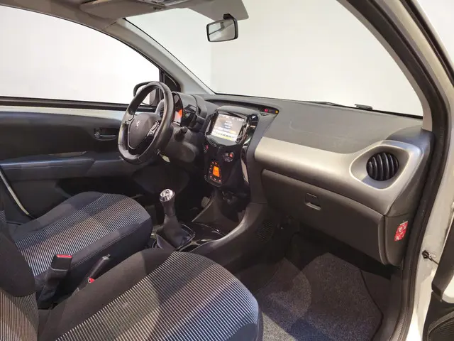Peugeot 108 1.2 Puretech Allure TOP! 2015 Benzine 16