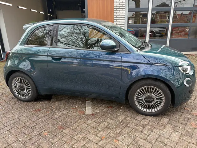 Fiat 500 42 kWh 2023 Elektrisch 13