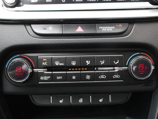 Kia XCeed 1.6 GDi PHEV DynamicLine 2025 Hybride Benzine 17