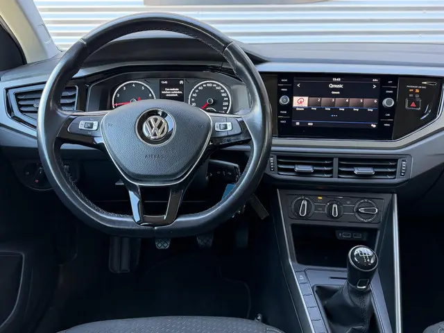 Volkswagen Polo 1.0 TSI Beats 2019 Benzine 2