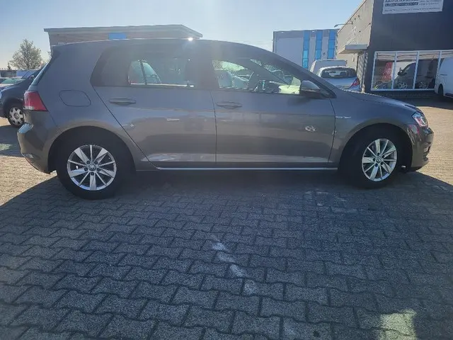 Volkswagen Golf VII 1.0 TSI Trendline 2015 Benzine 5