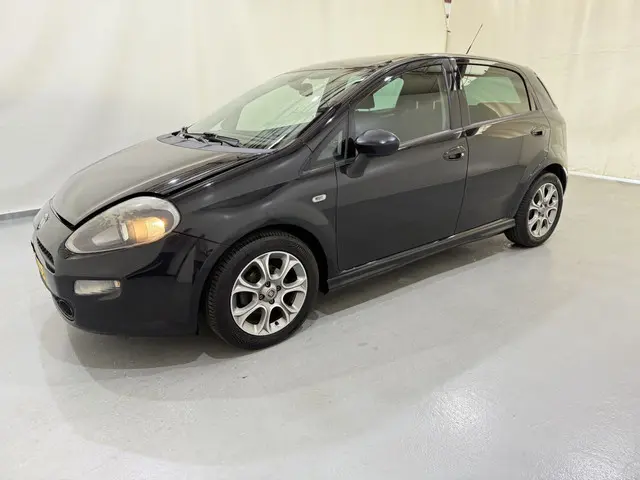 Fiat Punto 0.9 TwinAir Turbo 100 Lounge 2015 Benzine 21