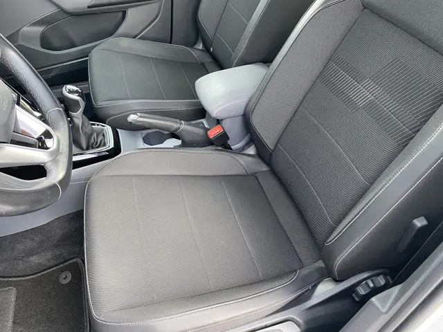 Volkswagen T-Cross 1.0 TSI Life 2019 Benzine 13