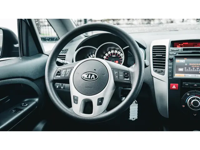 Kia Venga 1.6 CVVT Plus Pack AUTOMAAT NAVI 2013 Benzine 22