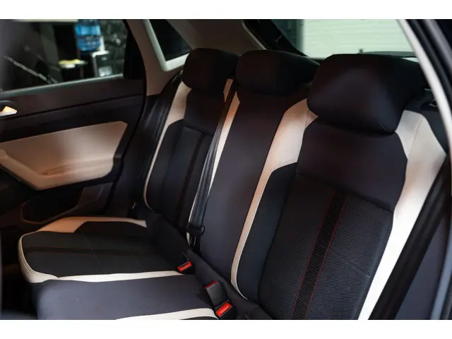 Volkswagen Polo 1.0 TSI BEATS|PANO|AUT 2019 Benzine 13