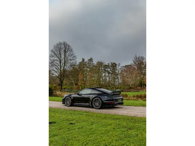 Porsche 911 3.8 Turbo 2021 Benzine 82