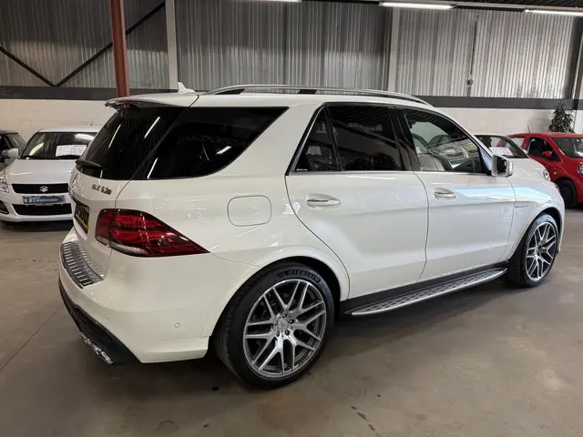 Mercedes-Benz GLE 3