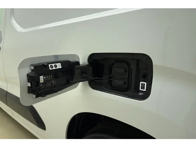 Opel Combo-e L1H1 Edition 50 kWh 2022 Elektrisch 25