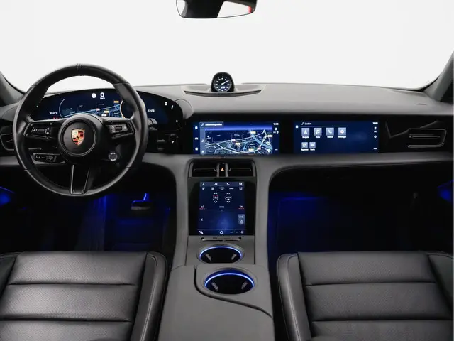 Porsche Taycan Performance 84kwh 2021 Elektrisch 6