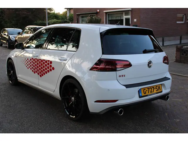 Volkswagen Golf 2.0 TSI GTI Performance 2019 Benzine 3