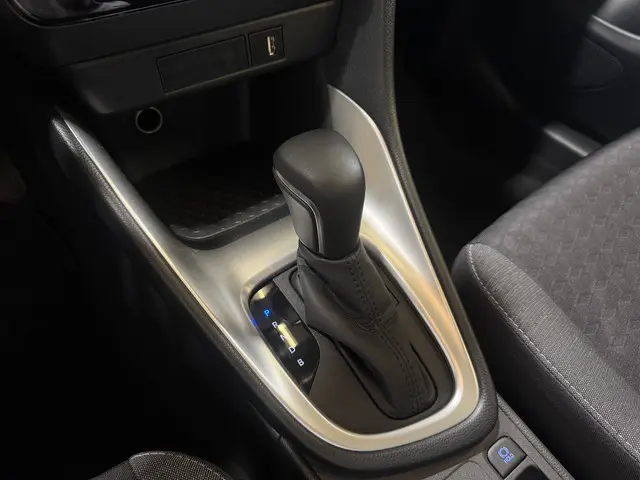 Toyota Yaris 1.5 Hybrid Active 2021 Hybride Benzine 17