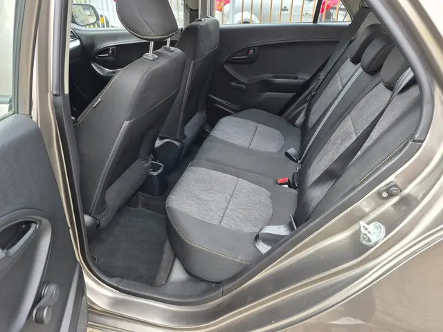 Kia Picanto 1.0 CVVT ISG Comfort Pack 2014 Benzine 4