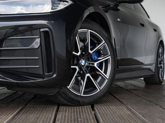 BMW i4 eDrive40 2022 Elektrisch 15