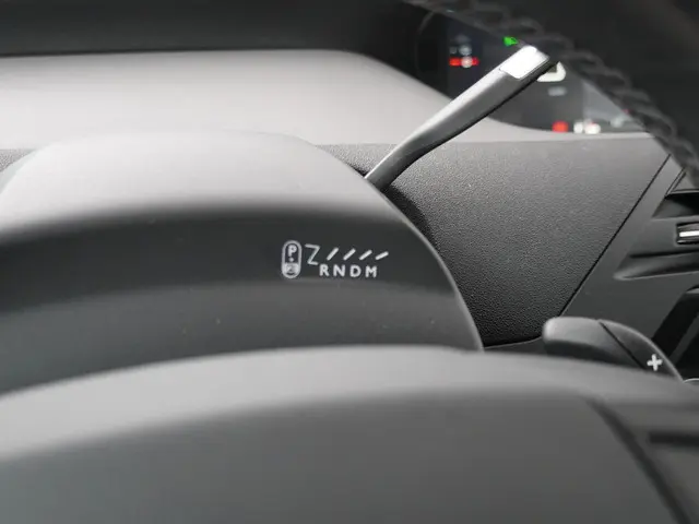 Citroën Grand C4 Picasso 1.2 PureTech Feel 2017 Benzine 19