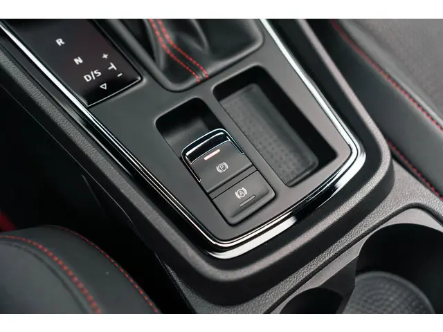 SEAT Leon 1.5 TSI FR NAP DSG Beats Pano ACC 2020 Benzine 42