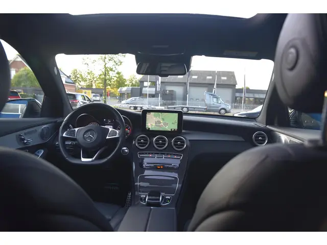 Mercedes-Benz GLC AMG 43 4MATIC 2016 Benzine 19