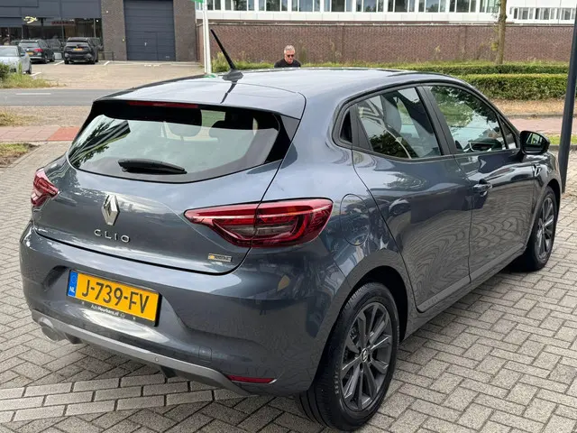 Renault Clio TCe 90 Zen 2020 Benzine 4