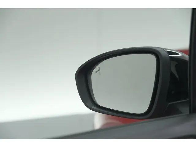 Renault Clio TCe 90 GPF Techno 2025 Benzine 31