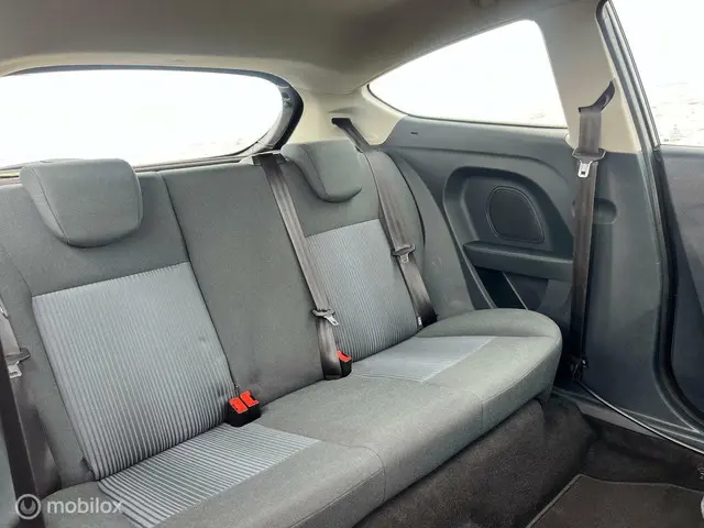 Ford Fiesta 1.25 Limited 2012 Benzine 9