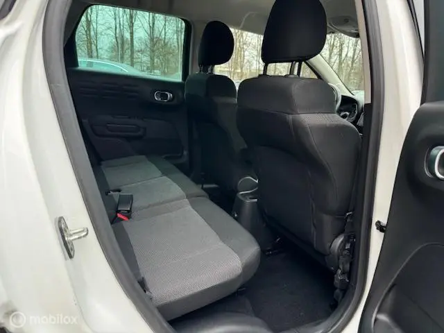 Citroën C3 Aircross 1.2 PureTech S&S Shine 2019 Benzine 14