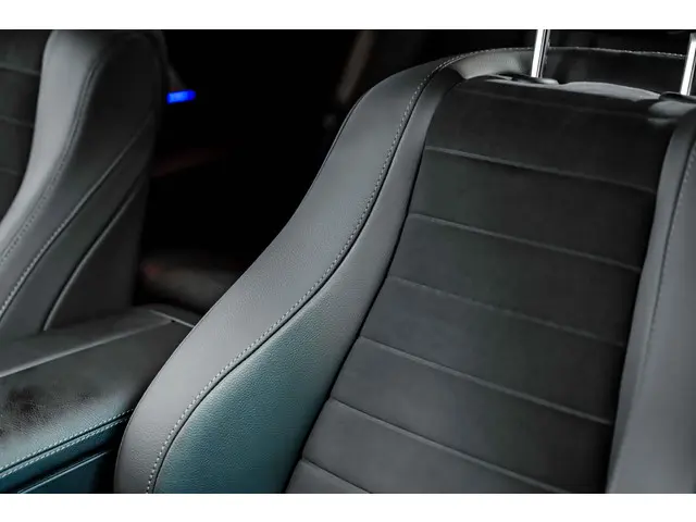 Mercedes-Benz GLE 450 2023 Benzine 42