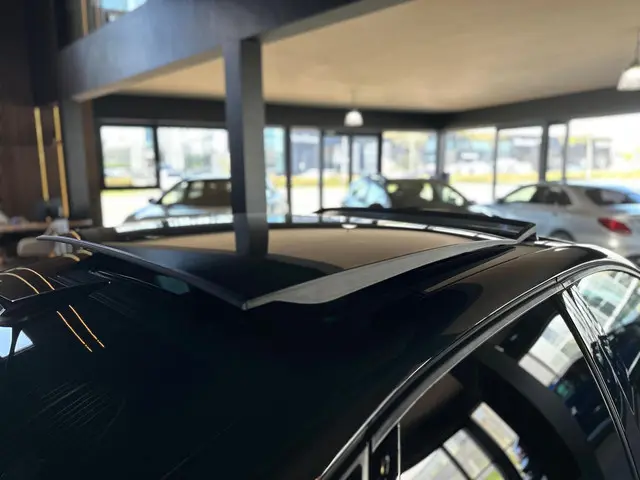 Citroën C4 1.2 Puretech Shine 2021 Benzine 21