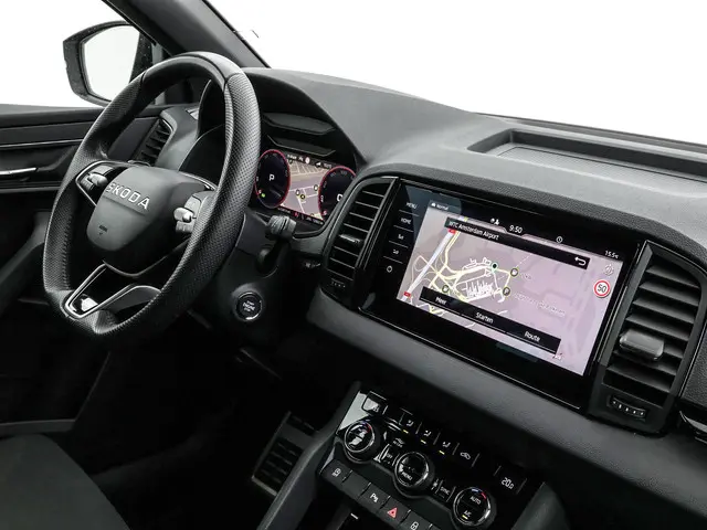 Škoda Karoq 1.5TSI/150PK DSG ACT Sportline 2025 Benzine 31