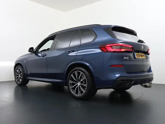 BMW X5 xDrive45e High Executive 2022 Hybride Benzine 5