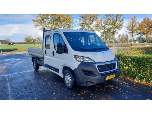 Peugeot Boxer 335 2.2 BlueHDi 140 L3 Pro DC 2020 Diesel 4