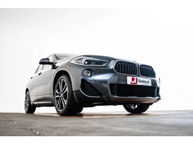BMW X2 sDrive18i 2018 Benzine 36